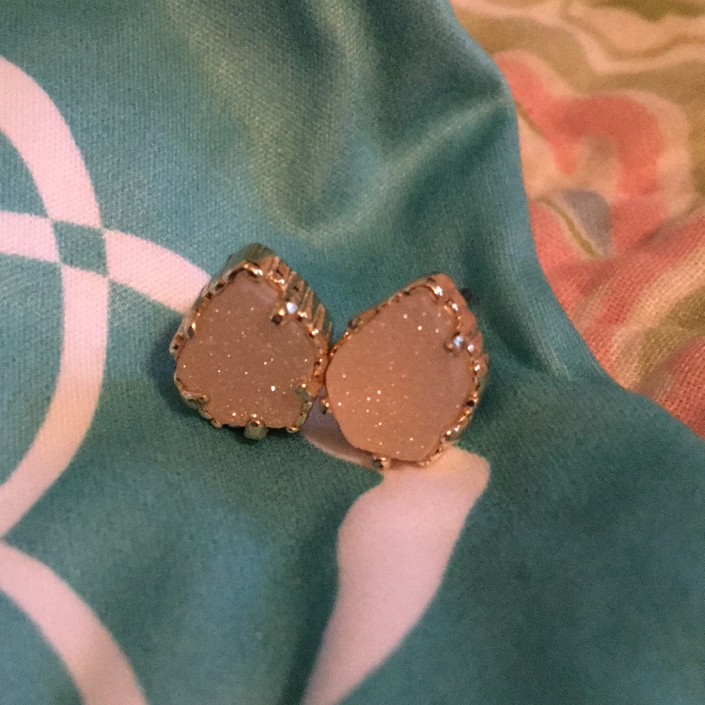 Kendra Scott Tessa earrings in iridescent druzy